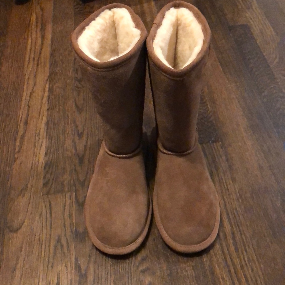 BearPaw Women's Eva Short Snow Boot